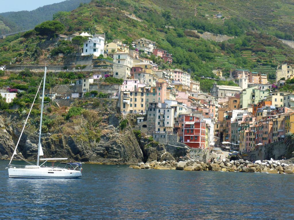 Affittacamere Brinn La Spezia Exteriör bild